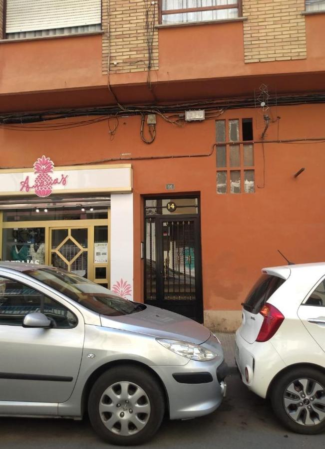 Nuevo En Calle Useras Castellón de la Plana Buitenkant foto